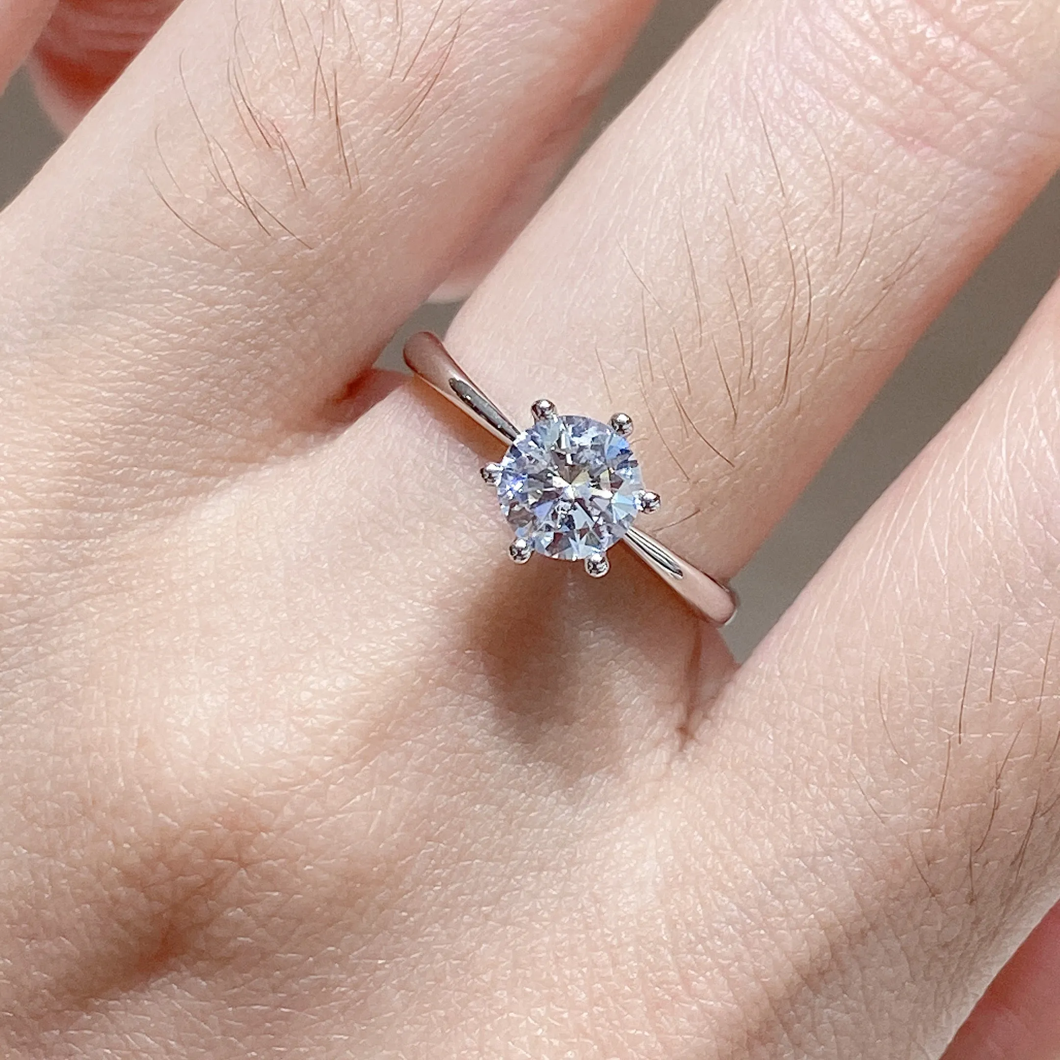 1.0ct Lab Grown Diamond Solitaire Engagement Ring 0001 KRKC
