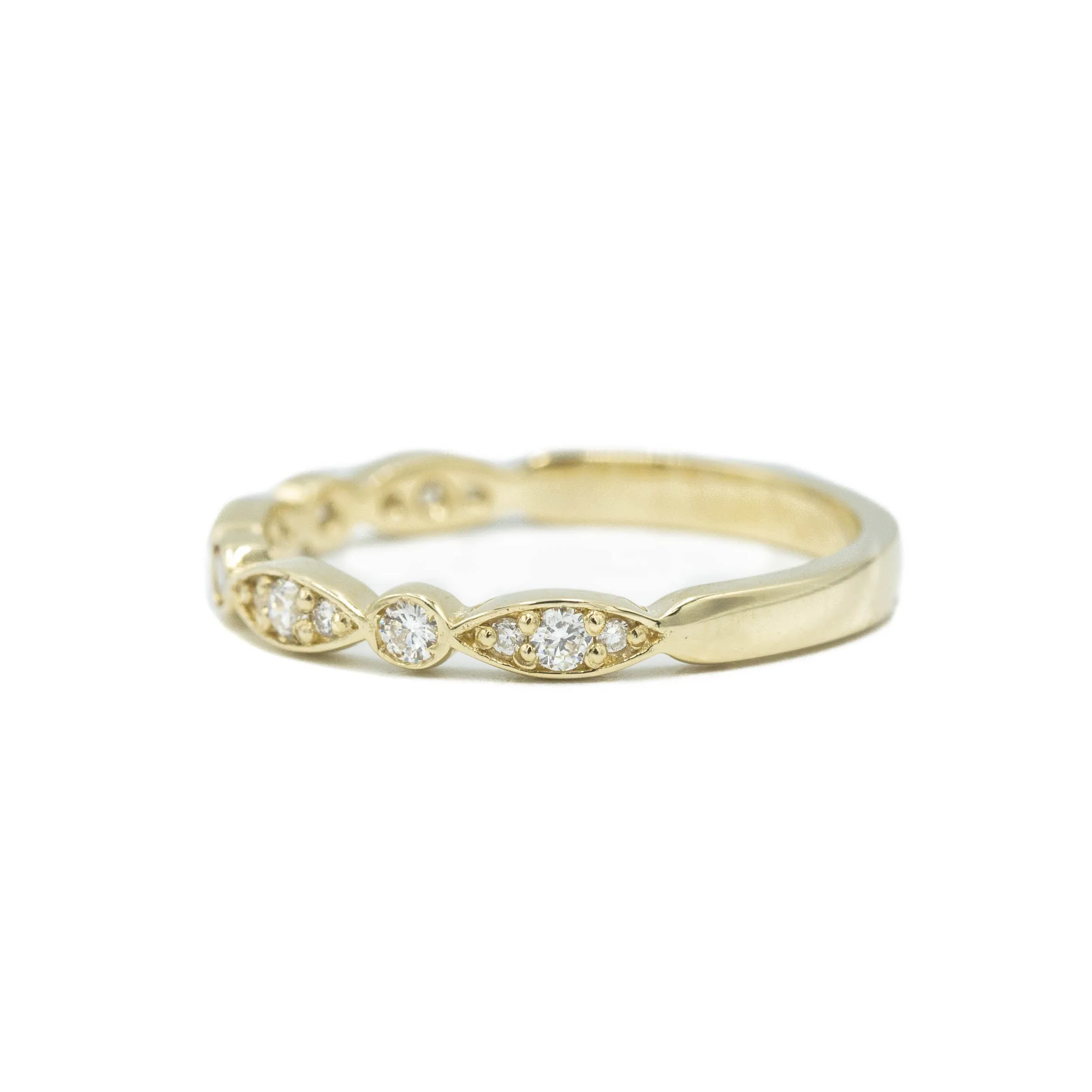 14ky Marquise & Round Diamond Band