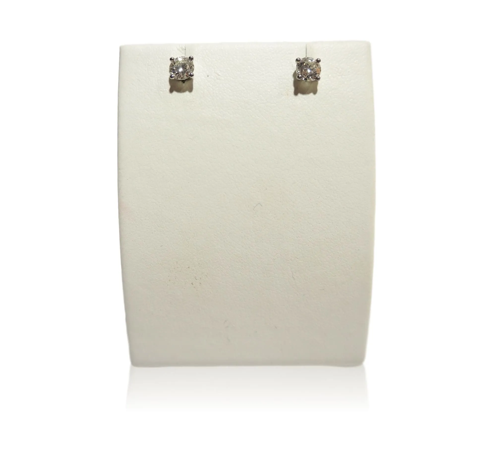 Diamond Stud Earrings 0.90 Carat --