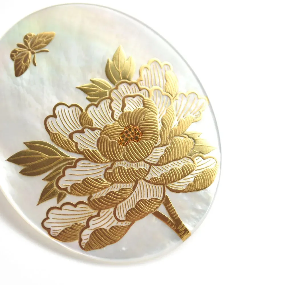 Maki-e Urushi Lacquer Brooch - White South Sea Pearl Shell / Butterfly and Peony -, Traditional Japanese Urushi Lacquer Jewelry