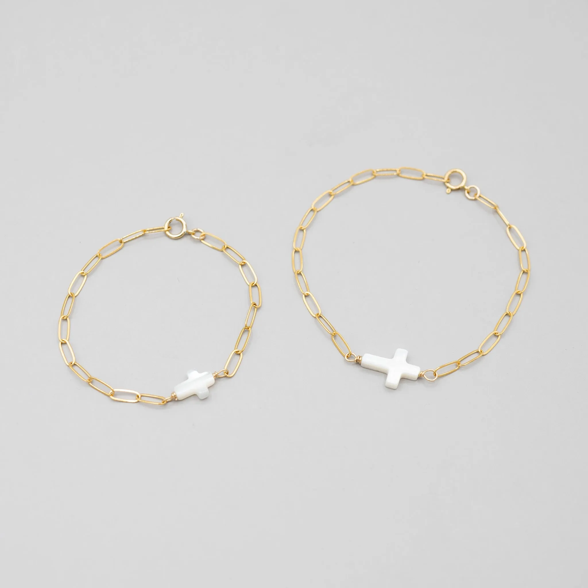 Mother of Pearl Cross Chain Bracelet