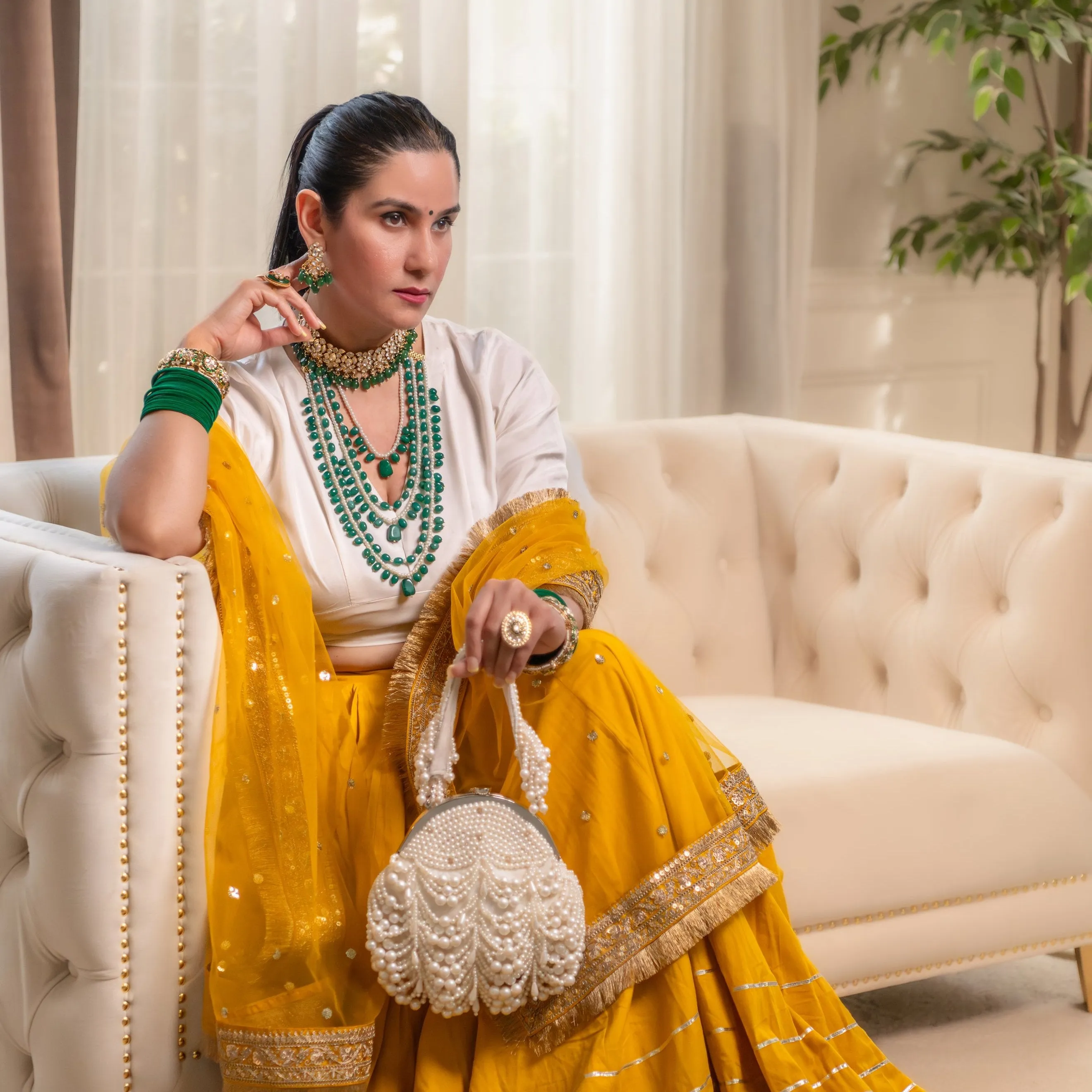 Prachi Layered Pearl Green Drops Haar Set