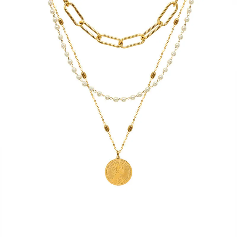 Regal Pearl Collarbone Chorker Necklace with King Pendant