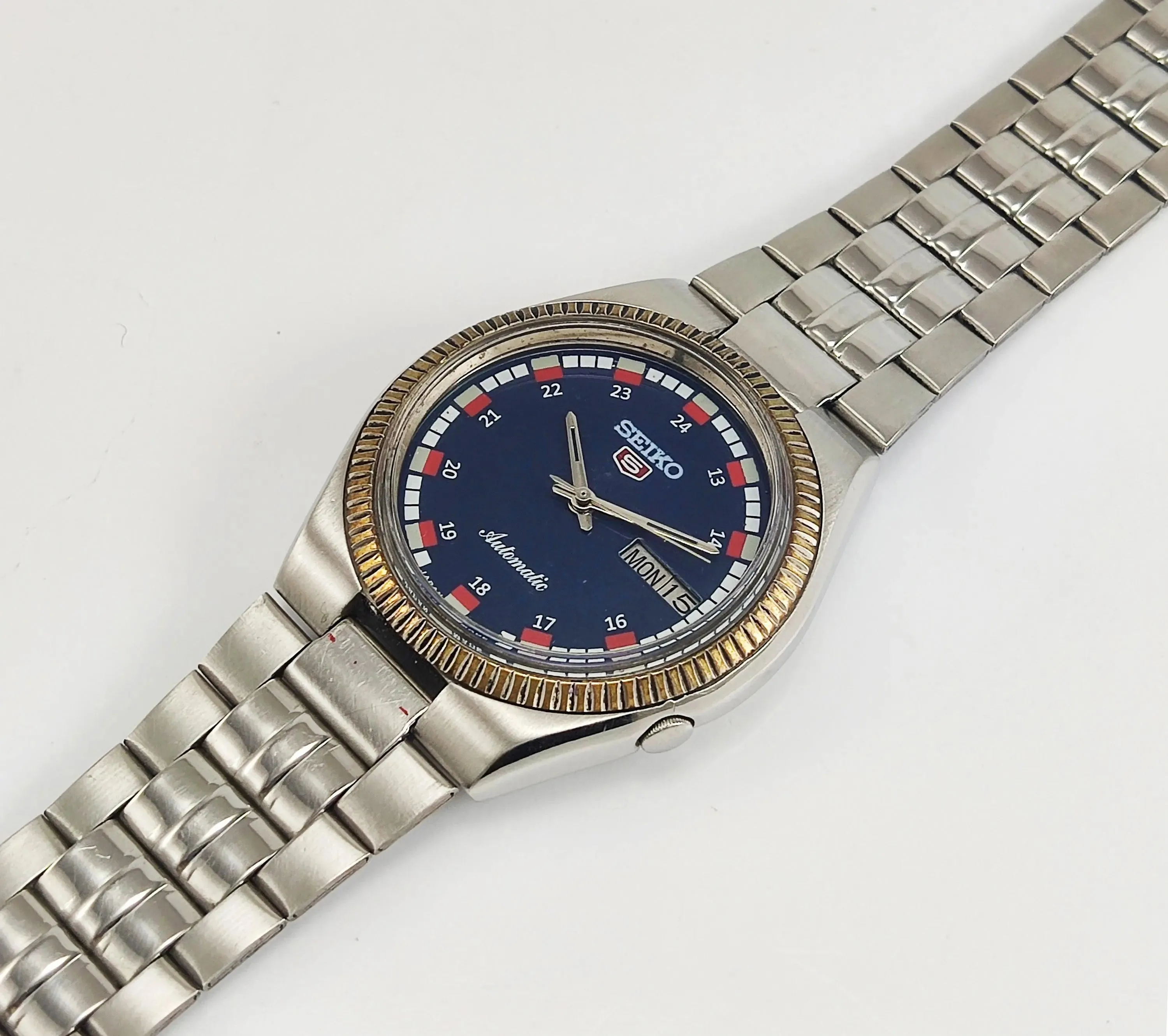 Seiko 5 Automatic-7009A Blue Color Dial 17 Jewels Day Date Men's Wrist Mechanical Watch
