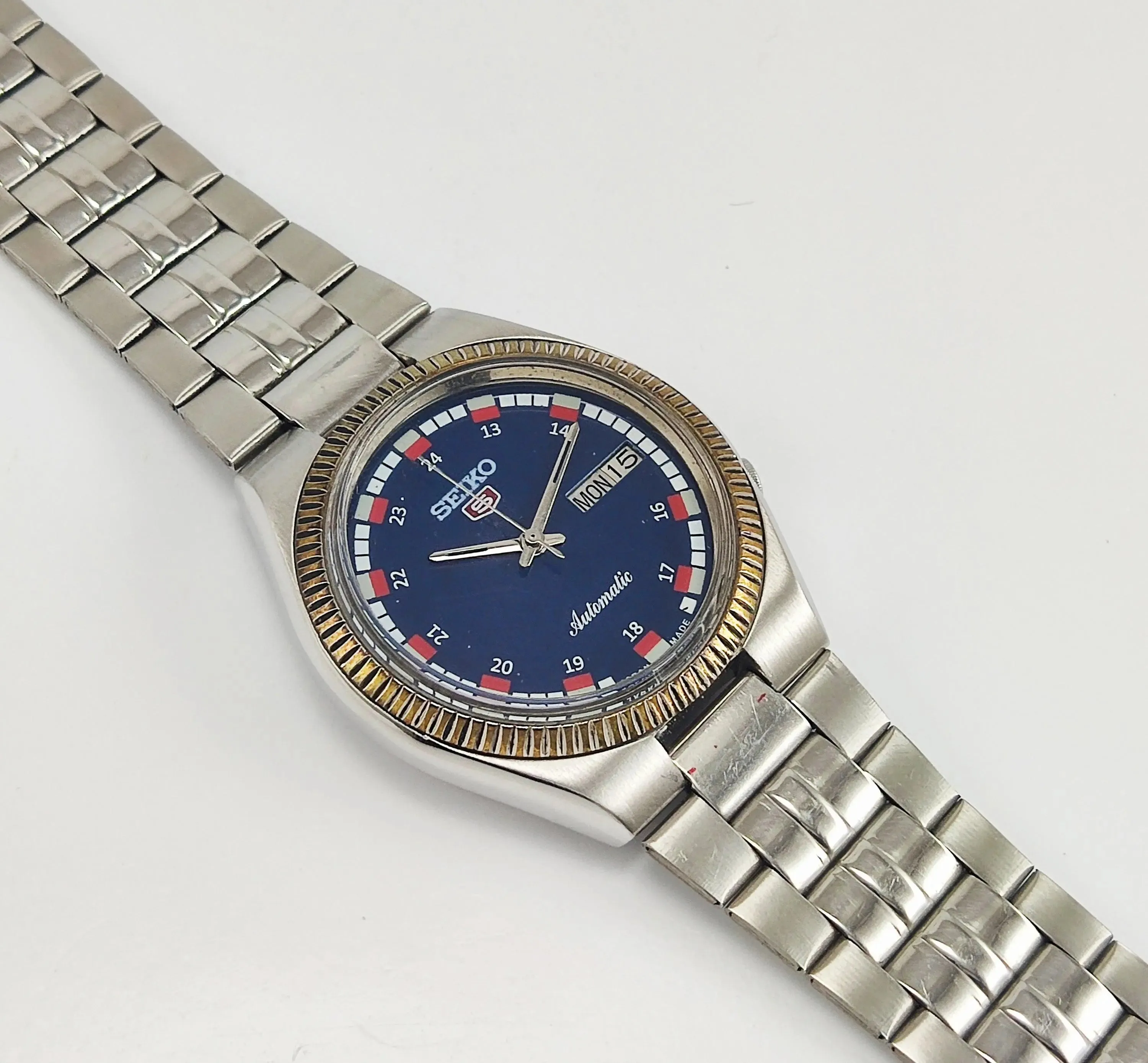Seiko 5 Automatic-7009A Blue Color Dial 17 Jewels Day Date Men's Wrist Mechanical Watch