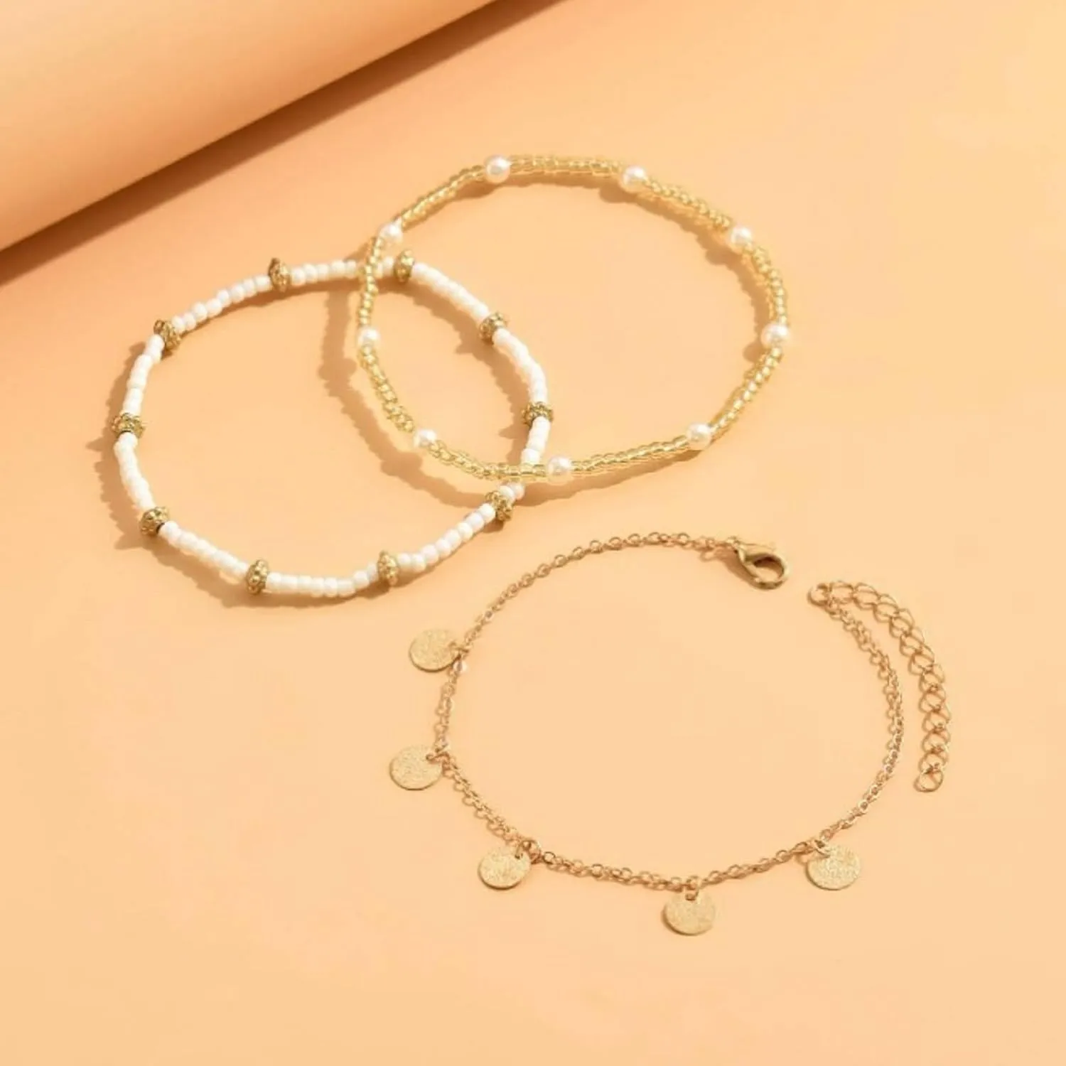 Shell Ankle Bracelets for Women Boho Gold Pearl Starfish Necklace Adjustable Beaded Puka Shell Anklet Hawaiian Summer Beach Jewelry