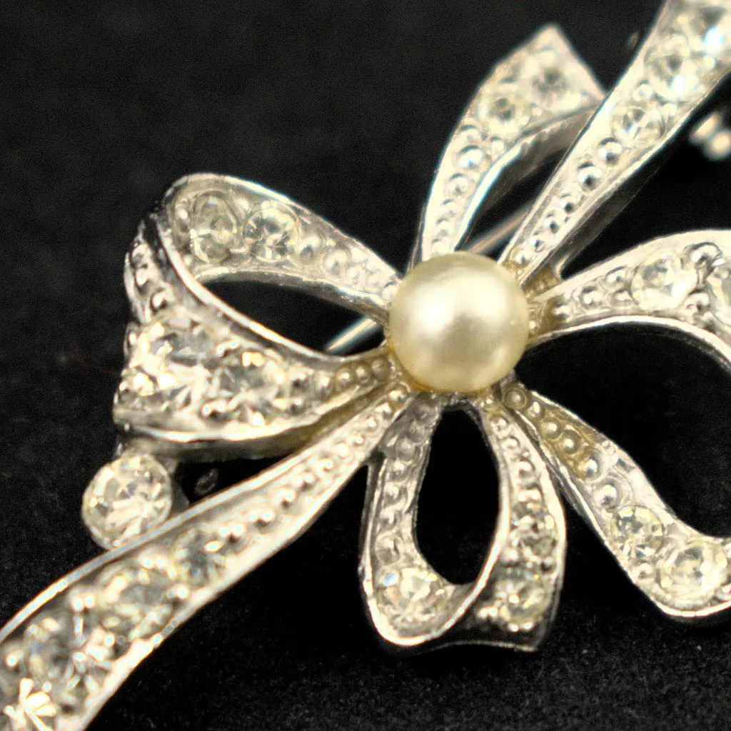 Sparkly Bow & Pearl Vintage Brooch